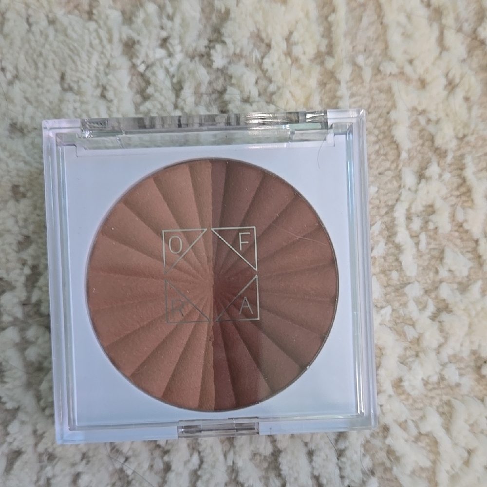 OFRA Bronzer in Warm Brown